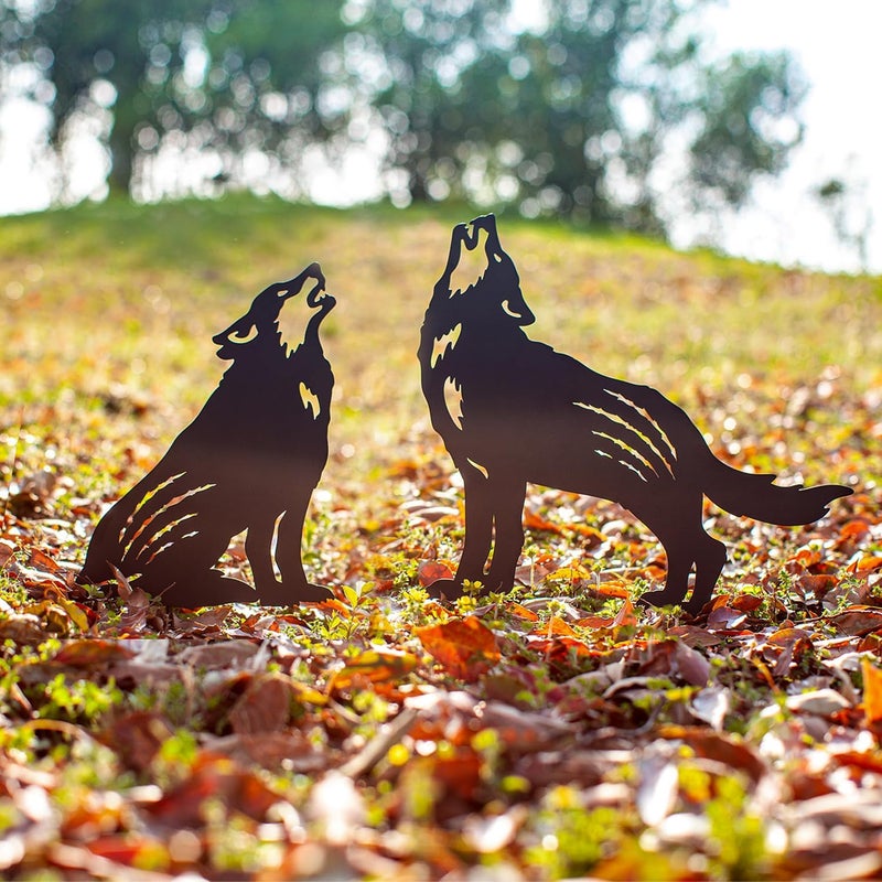 EZTZEN Wolf Metal Garden Stakes Decorative,Wolf Gifts for Women/Men/Wolf Lovers Gifts,Black Wolf Silhouette Statues Garden Decor for Outside,Outdoor Decor,Yard Art,Patio,Lawn Ornaments - Image 2